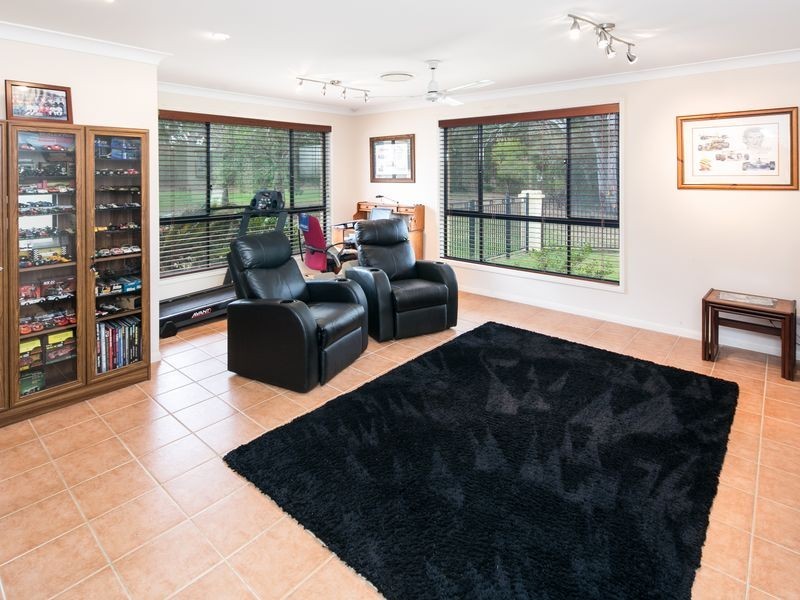 7 Warlow Close, Wellington Point QLD 4160