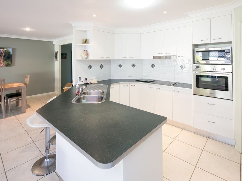 24 Whepstead Avenue, Wellington Point QLD 4160