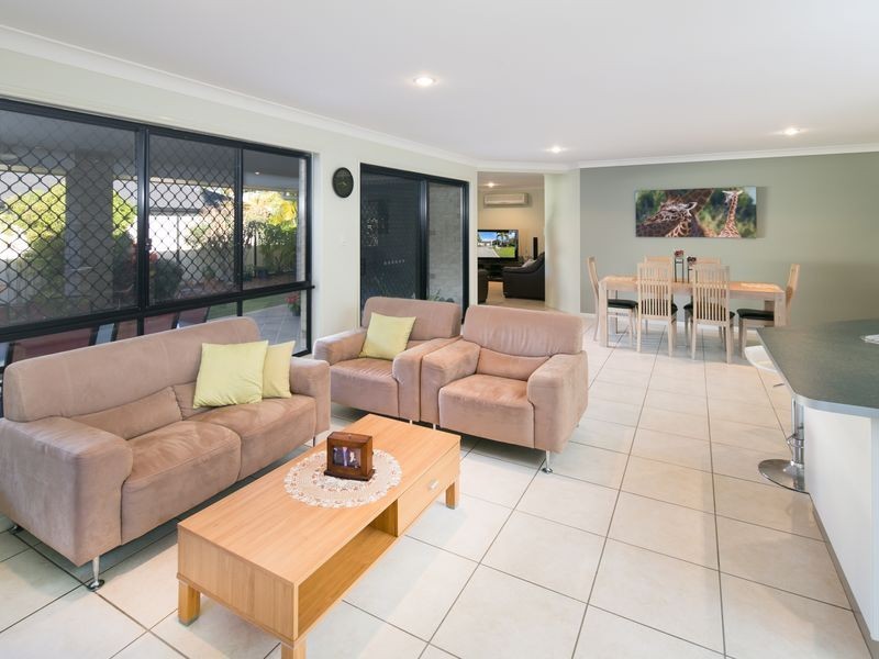 24 Whepstead Avenue, Wellington Point QLD 4160