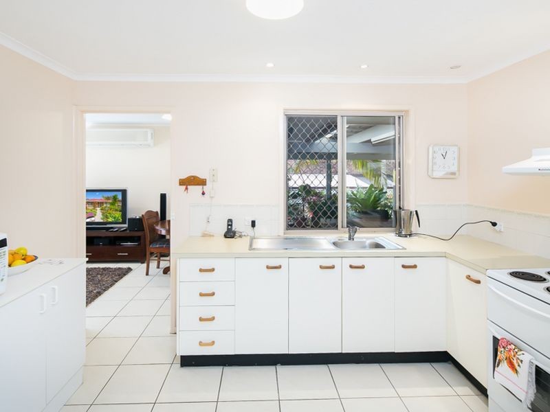 12 Cherry Street, Wellington Point QLD 4160