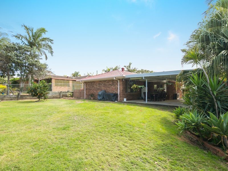 12 Cherry Street, Wellington Point QLD 4160