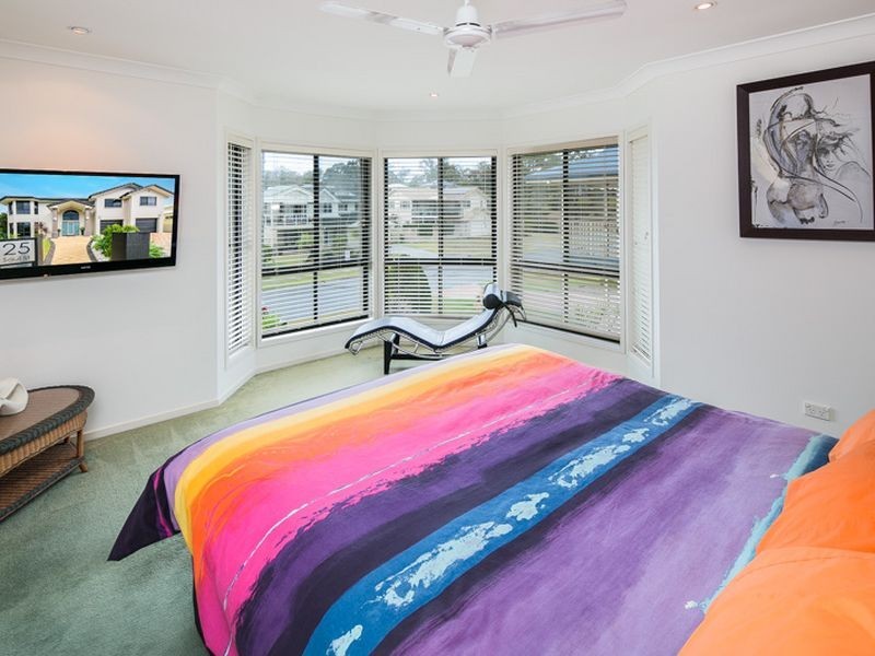 25 Saul Street, Thorneside QLD 4158