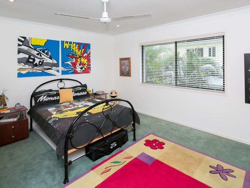 25 Saul Street, Thorneside QLD 4158