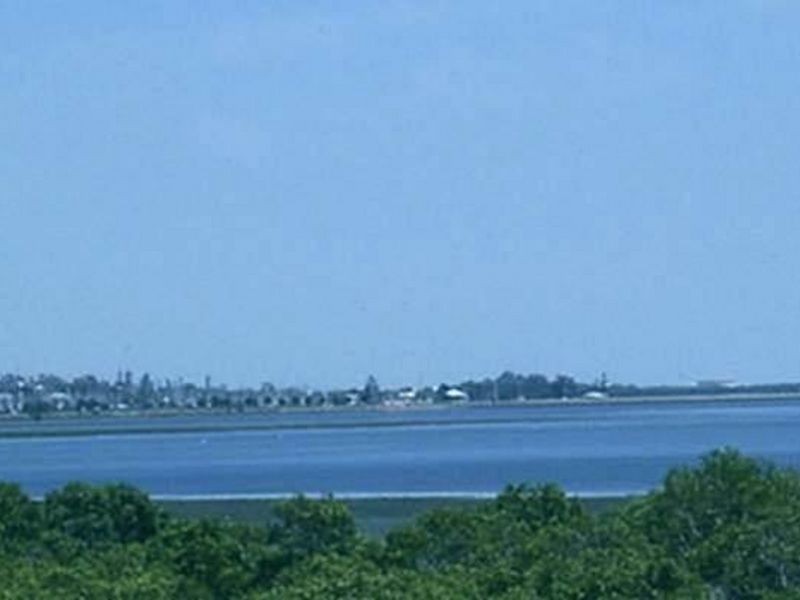 34 Makaha Drive, Birkdale QLD 4159