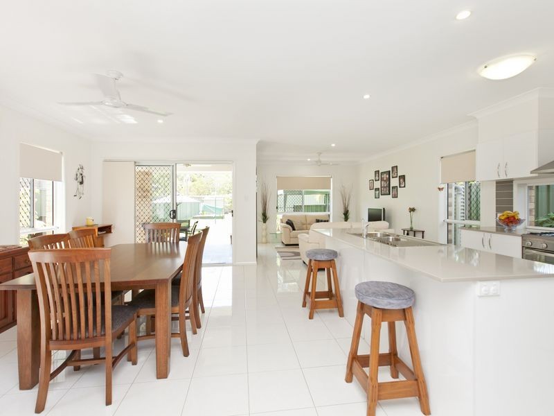 205 Mooroondu Road, Thorneside QLD 4158