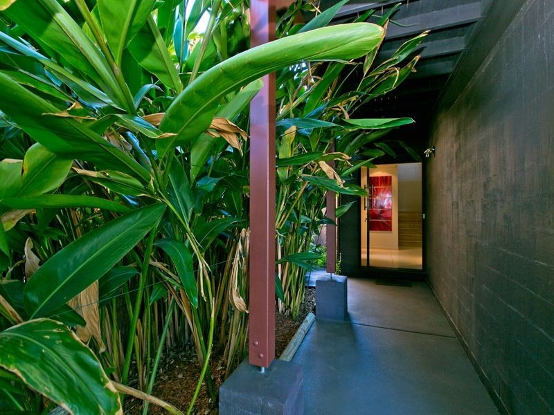 58 Mooroondu Road, Thorneside QLD 4158