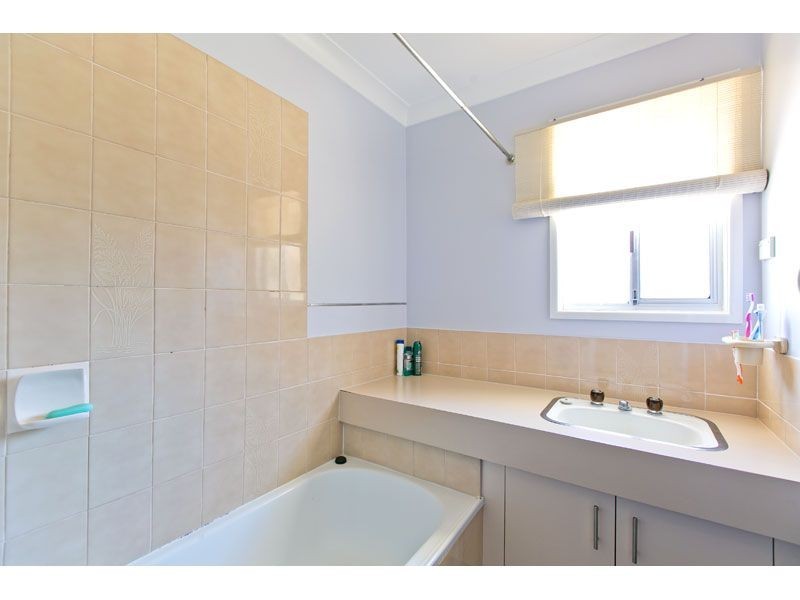 8 Marina Street, Alexandra Hills QLD 4161