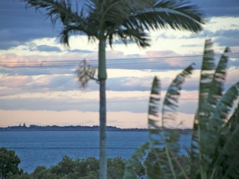 8 Seaside Close, Thorneside QLD 4158