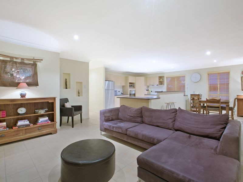 8 Seaside Close, Thorneside QLD 4158