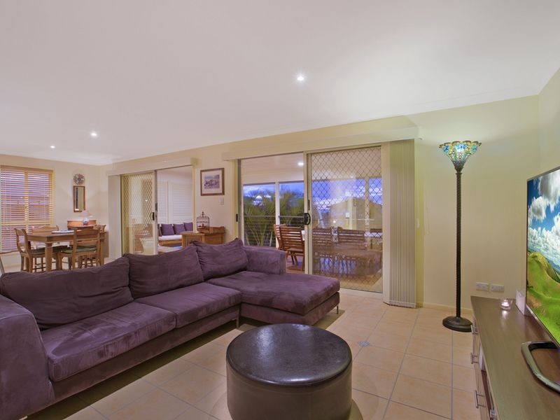 8 Seaside Close, Thorneside QLD 4158