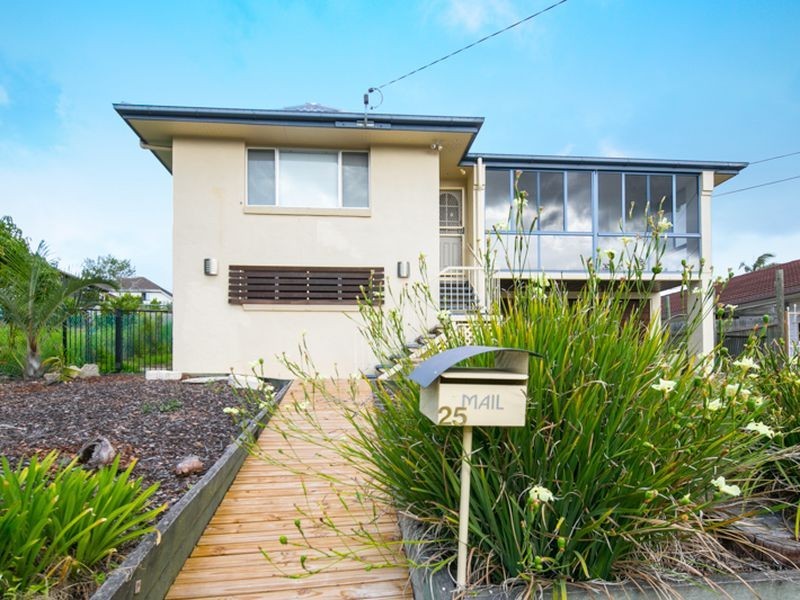 25 Nemarra Street, Wynnum West QLD 4178