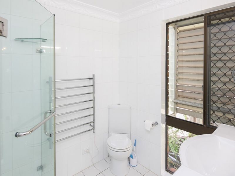 10 Dorsal Drive, Birkdale QLD 4159