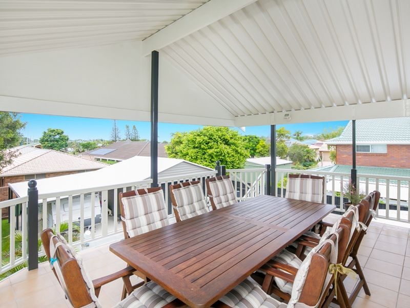 35 Agnes Street, Birkdale QLD 4159