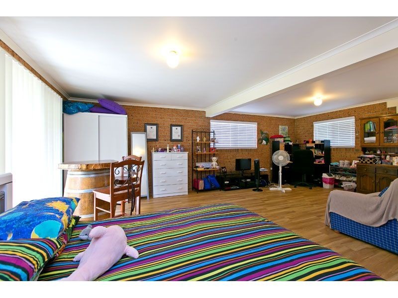 21 Lake View Drive, Thornlands QLD 4164