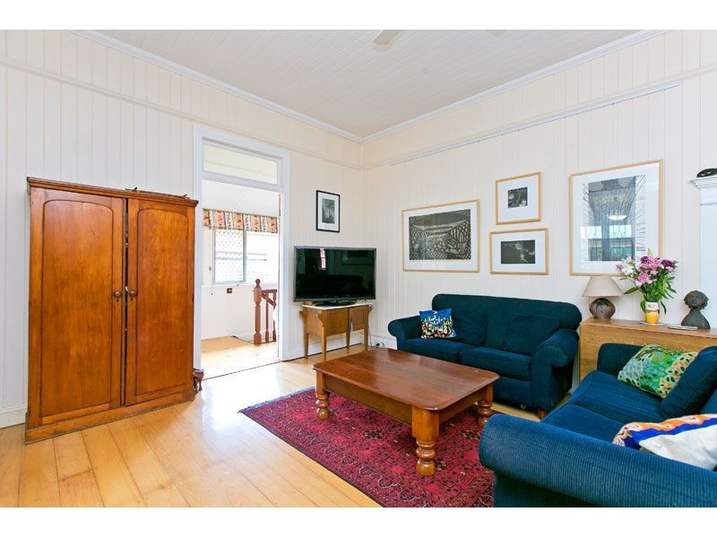 14 Victor Street, Birkdale QLD 4159