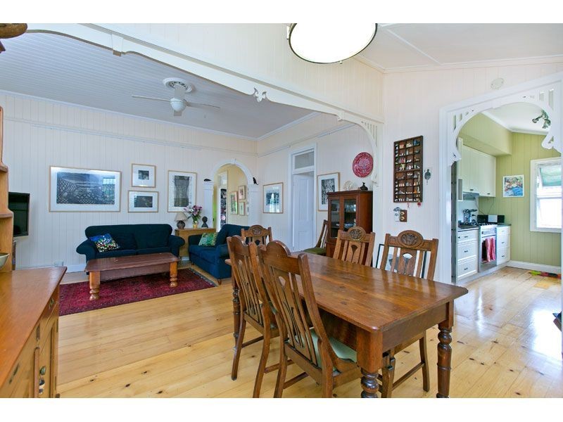 14 Victor Street, Birkdale QLD 4159