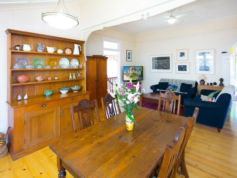 14 Victor Street, Birkdale QLD 4159