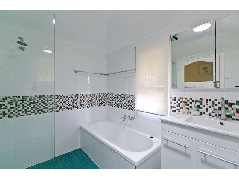 14 Victor Street, Birkdale QLD 4159