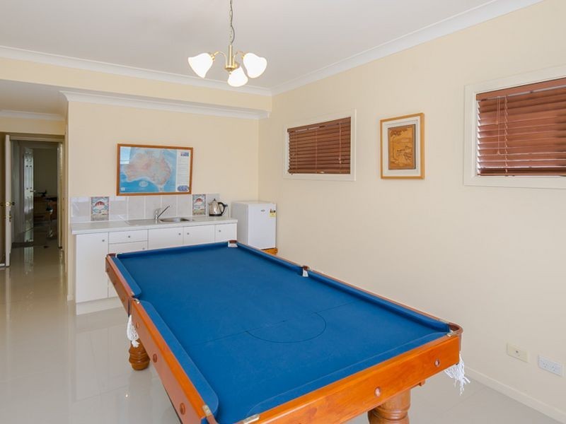30 Barnham Street, Wynnum QLD 4178