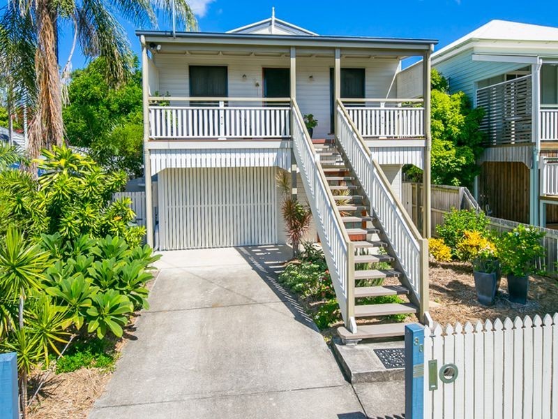 30 Barnham Street, Wynnum QLD 4178