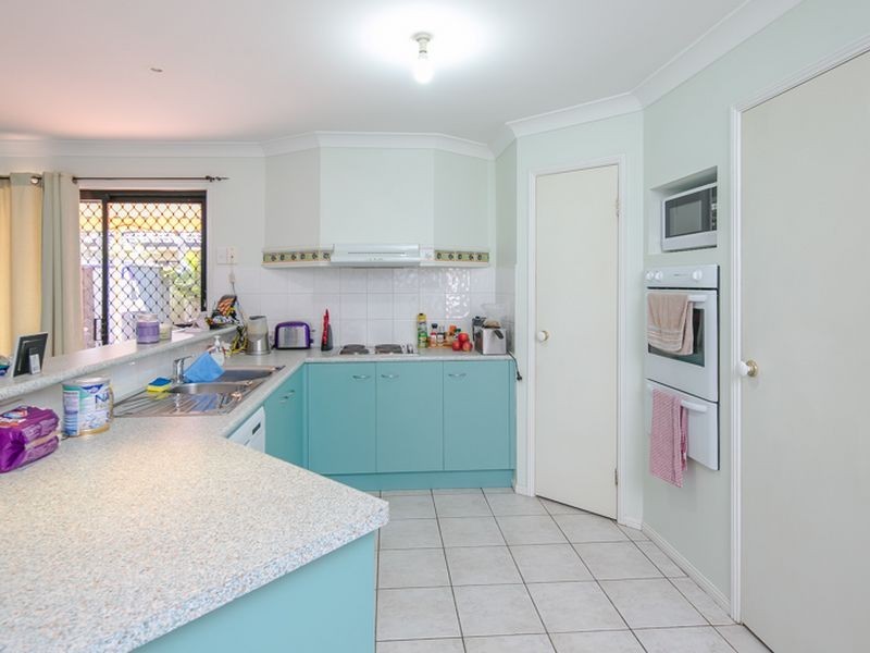 11 Walnut Court, Birkdale QLD 4159