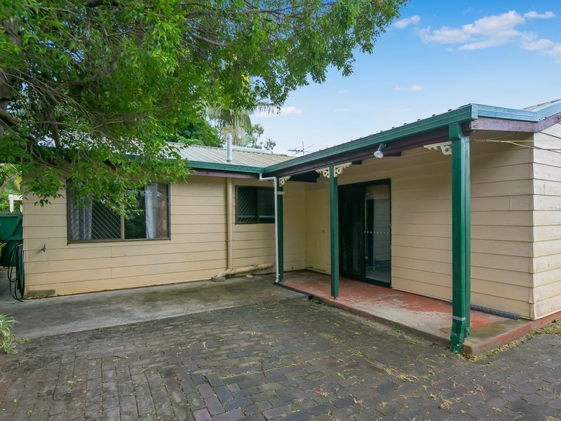 6 Sheena Street, Wellington Point QLD 4160