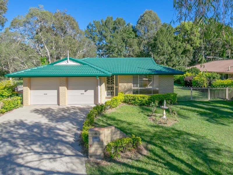 11 Bauhinia Street, Birkdale QLD 4159