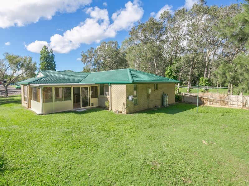 11 Bauhinia Street, Birkdale QLD 4159