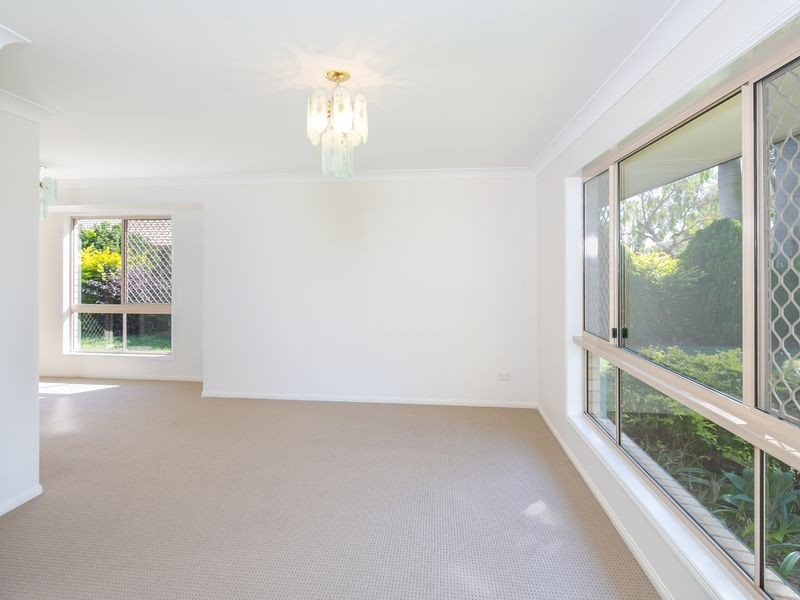 11 Bauhinia Street, Birkdale QLD 4159