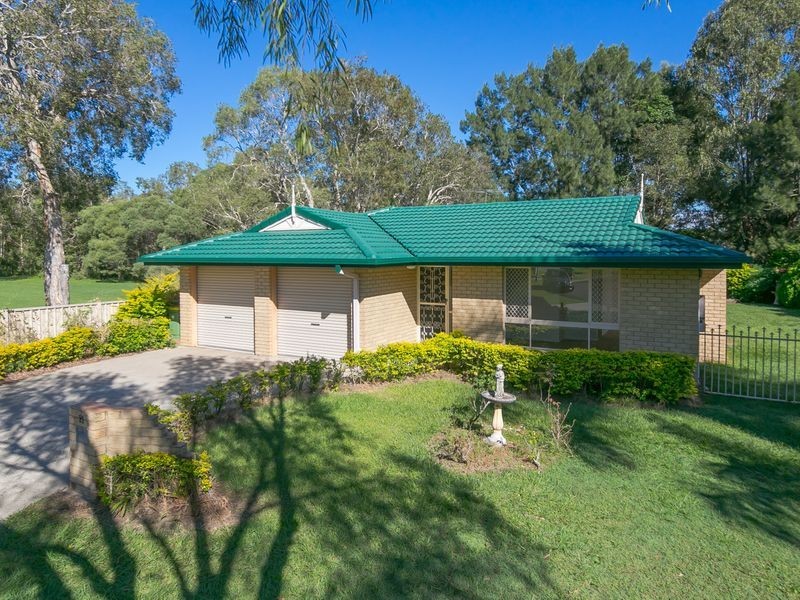 11 Bauhinia Street, Birkdale QLD 4159