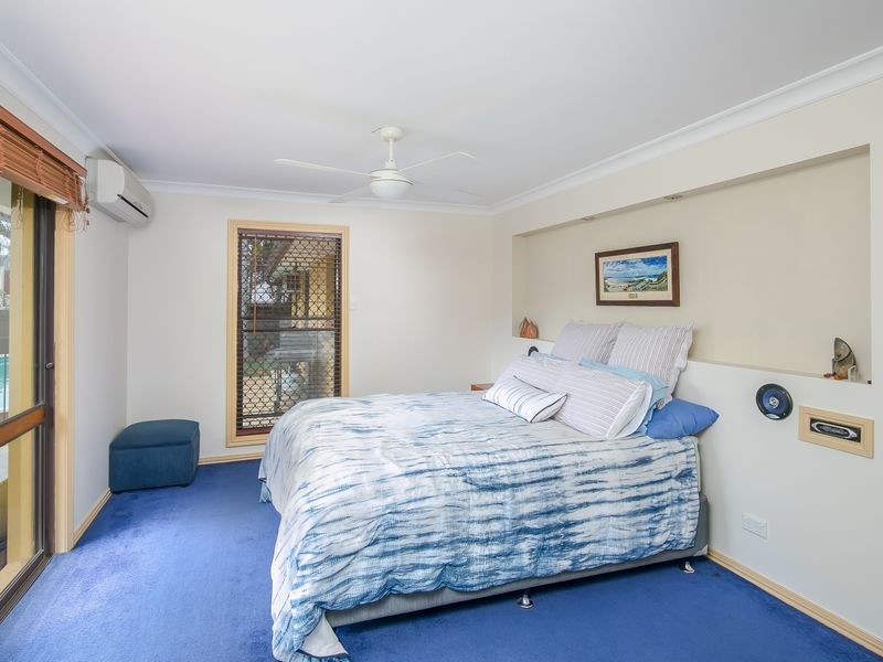 12 Manly Street, Birkdale QLD 4159