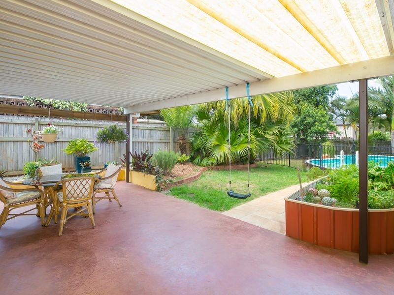 12 Manly Street, Birkdale QLD 4159