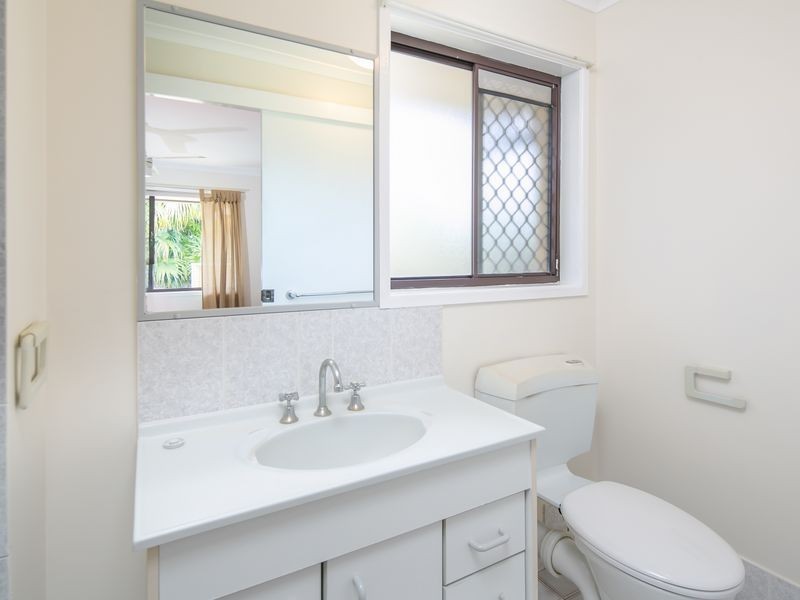 12 Manly Street, Birkdale QLD 4159