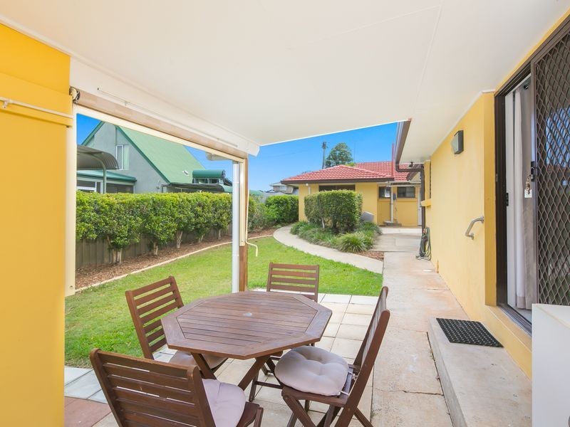 12 Manly Street, Birkdale QLD 4159