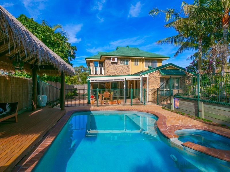 87 Creek Road, Birkdale QLD 4159