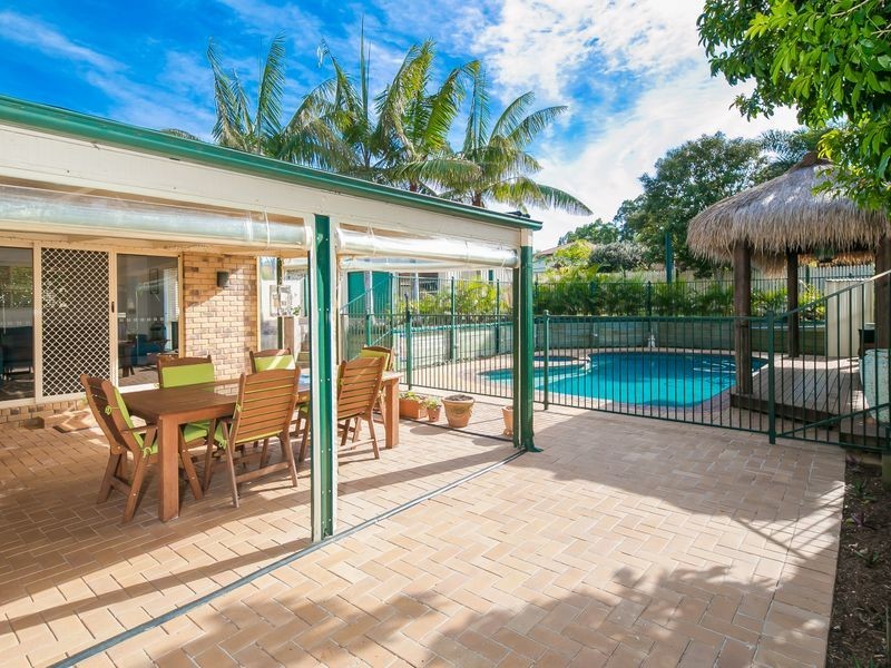 87 Creek Road, Birkdale QLD 4159
