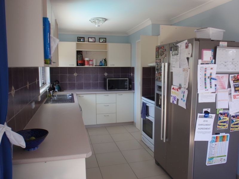 4 Pigeon Court, Birkdale QLD 4159