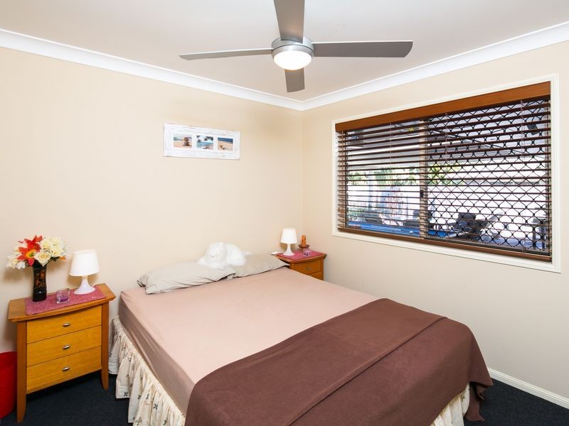24 Farnham Street, Wellington Point QLD 4160