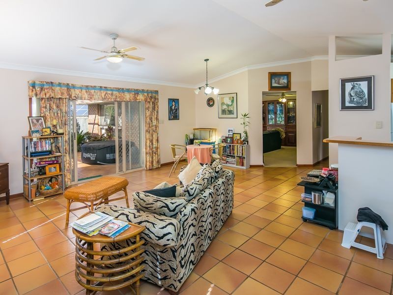 16 Montgomery Drive, Wellington Point QLD 4160