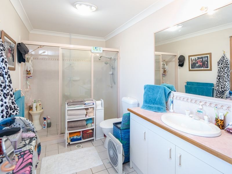 16 Montgomery Drive, Wellington Point QLD 4160