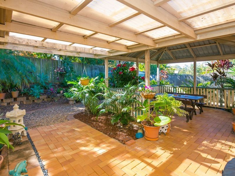 16 Montgomery Drive, Wellington Point QLD 4160