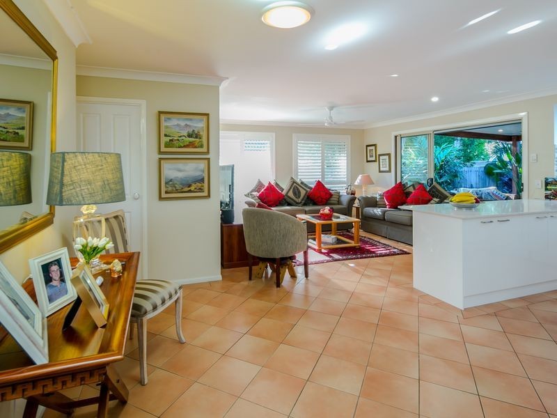 6 Spurs Drive, Wellington Point QLD 4160