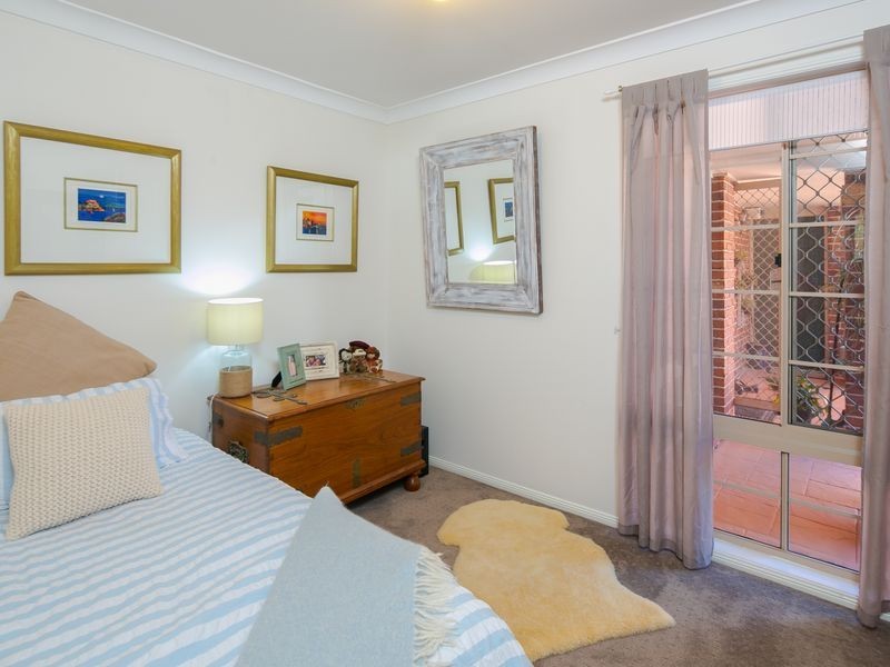 6 Spurs Drive, Wellington Point QLD 4160