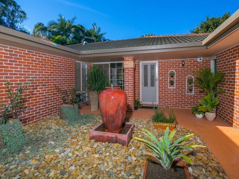 6 Spurs Drive, Wellington Point QLD 4160