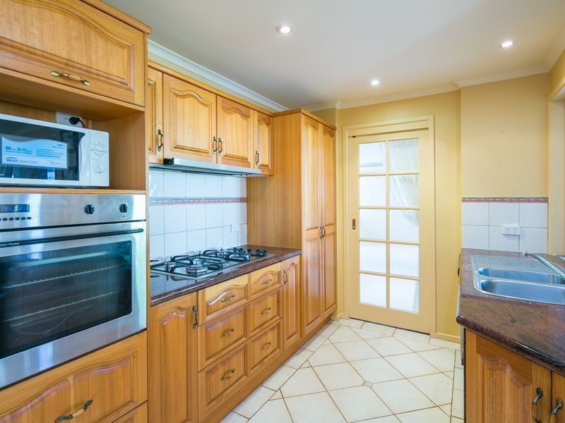 16 Tulipwood Drive, Birkdale QLD 4159