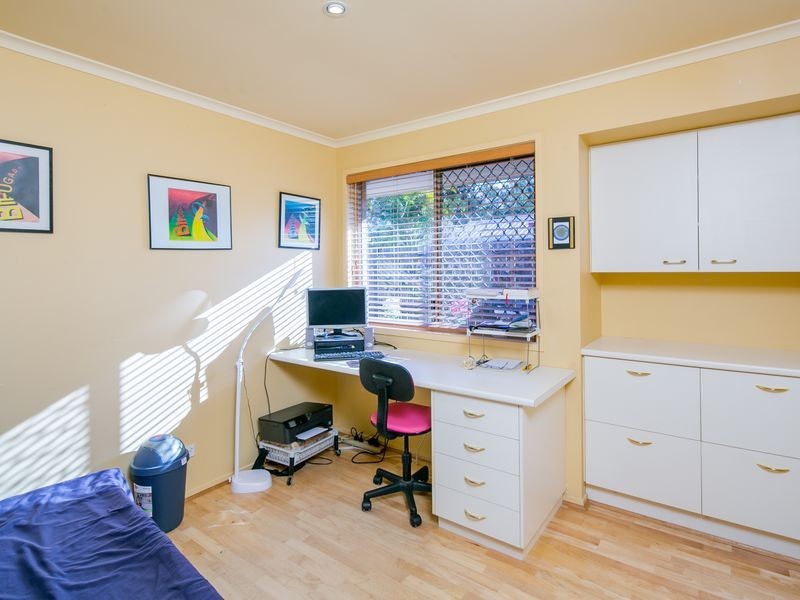 16 Tulipwood Drive, Birkdale QLD 4159