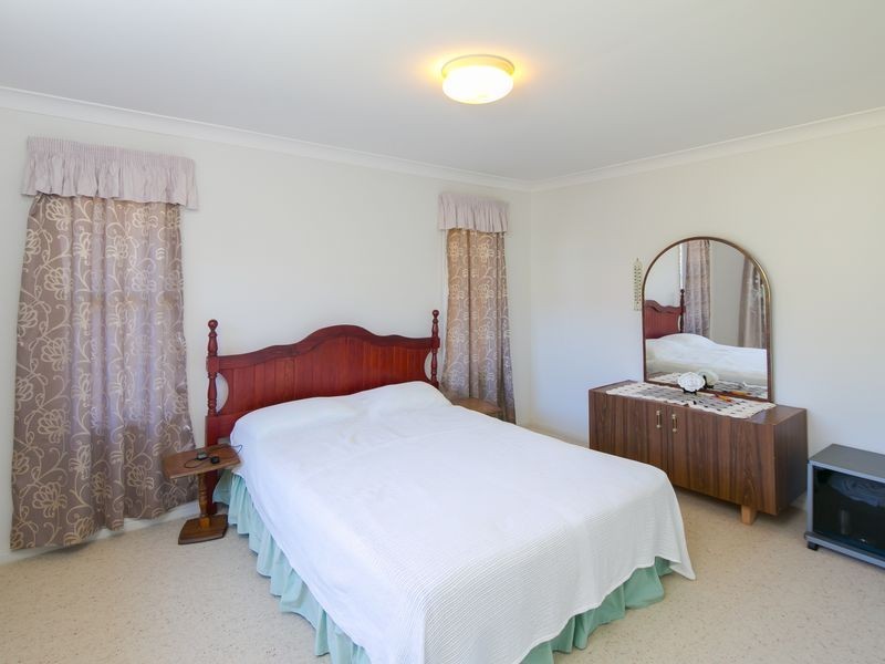 23 Crossley Drive, Wellington Point QLD 4160