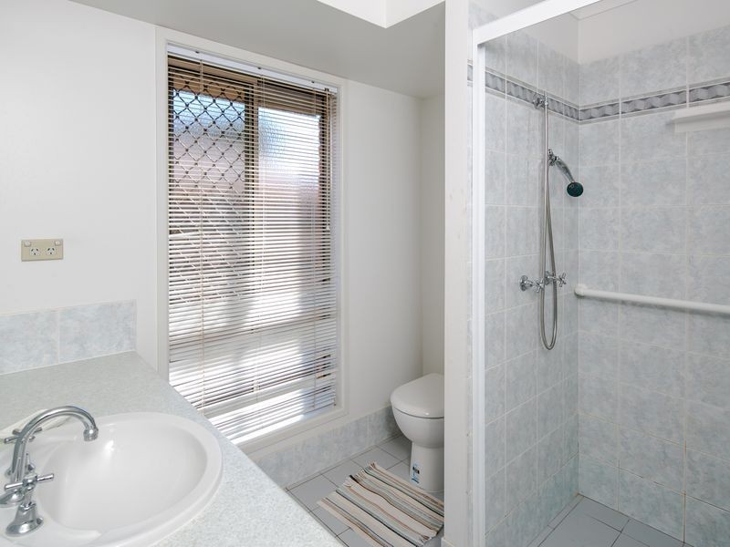 23 Crossley Drive, Wellington Point QLD 4160