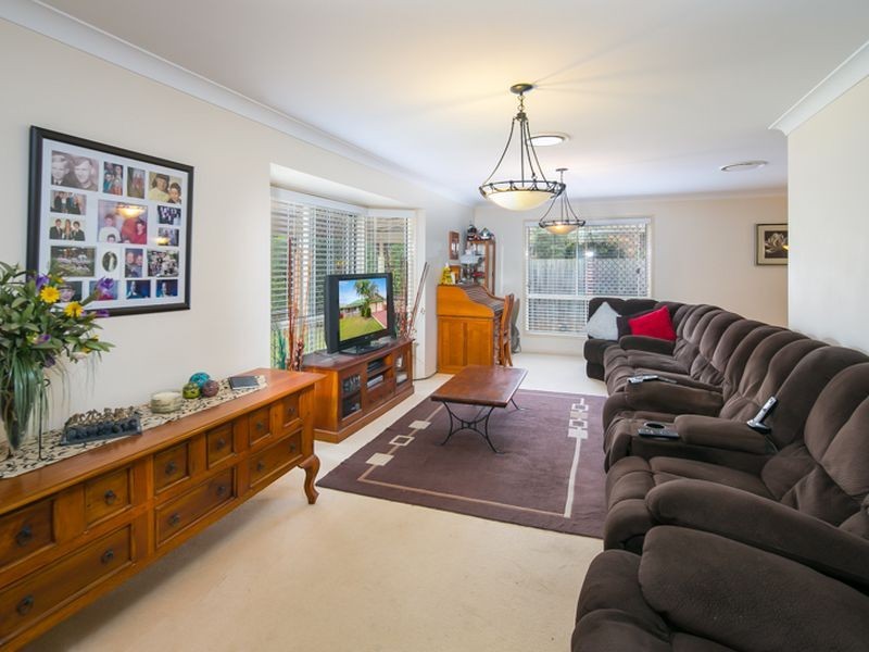11 Allerton Place, Birkdale QLD 4159