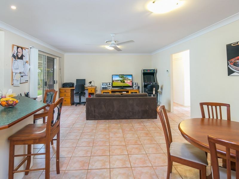 11 Allerton Place, Birkdale QLD 4159